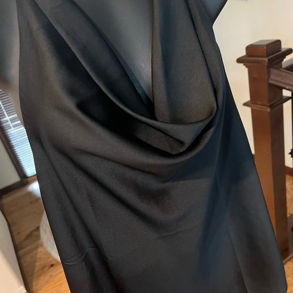 LOFT Satin Cowl Neck Cami Size Small Black - Picture 4 of 7